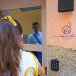 Casa Mirto بيت ضيافة 4*