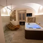 Casa Mirto بيت ضيافة 4*