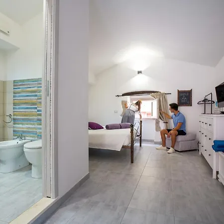 Casa Mirto Pensjonat Bosa