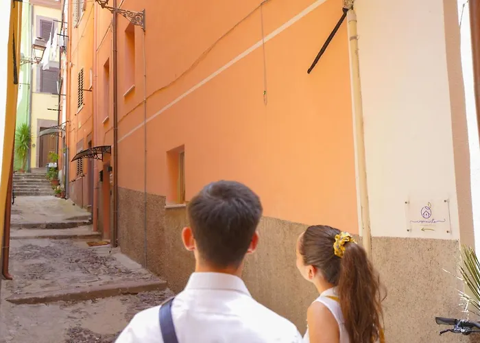 Casa Mirto 招待所 博萨